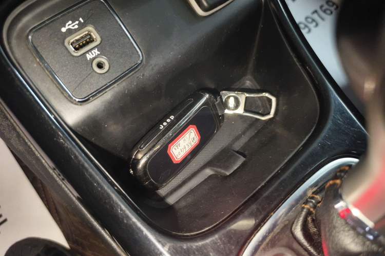 Used  Compass 2019 220T Automatic Family Edition
