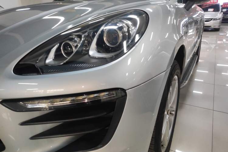 Used Porsche Macan 2014 Macan 2.0T
