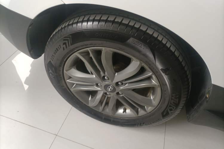 Used Hyundai ix35 2015 2.0L Automatic 2WD Smart Type China IV
