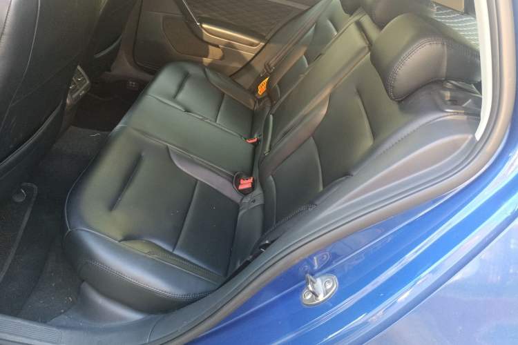 Used Volkswagen Golf 2015 1.4TSI Automatic Comfort Model
