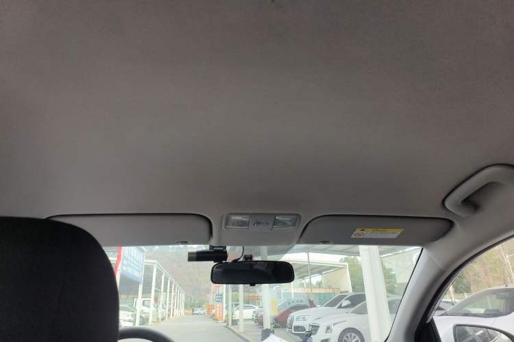 Used Hyundai Verna 2016 1.4L Manual Cool Edition GLS
