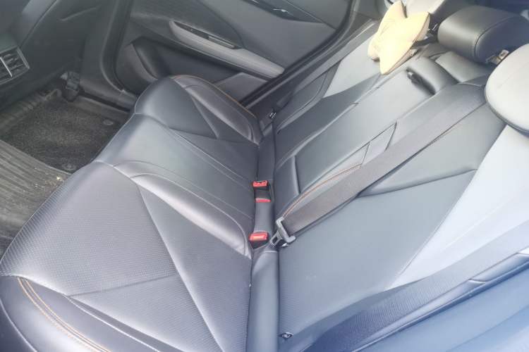 Used Changan UNI-V 2022 1.5T Prestige Version
