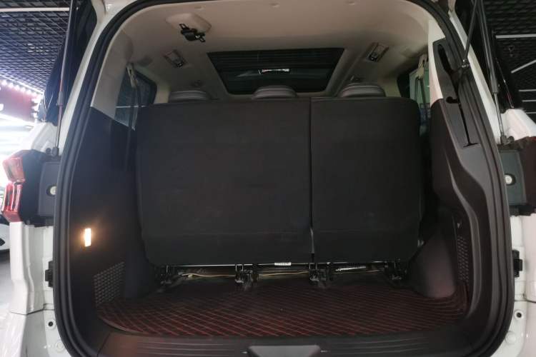 Used SAIC MAXUS G20 2021 PLUS 2.0T Gasoline Automatic Luxury Edition