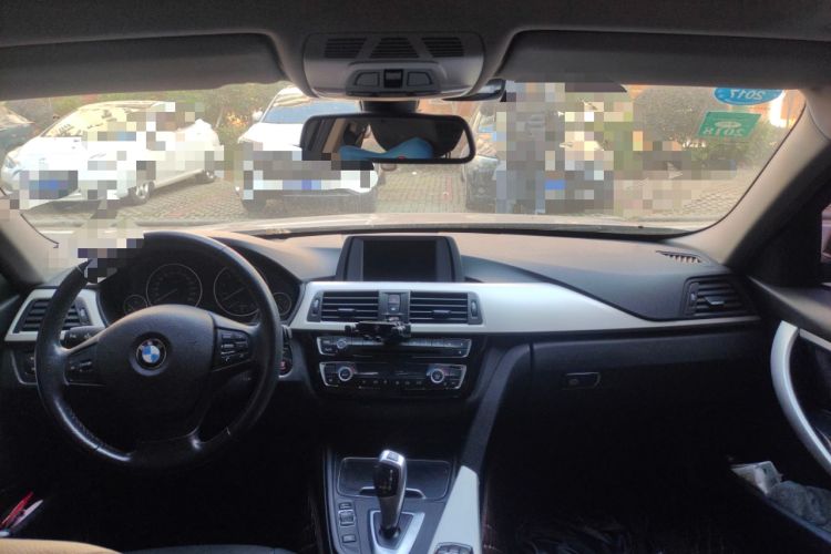 Used BMW 3 Series 2016 320Li Ambition Model
