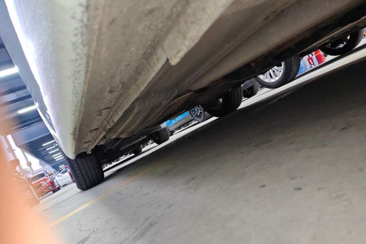 Used Volkswagen Gran Lavida 2015 1.6L Automatic Fashion Edition
