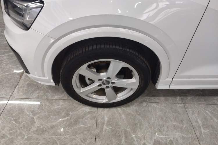 Used Audi Q2L 2021 35 TFSI Fashionable and Elegant Model
