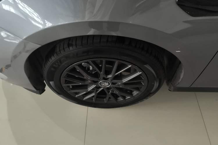 Used BYD Qin PLUS 2025 EV Smart Drive Edition 510KM Leading Model
