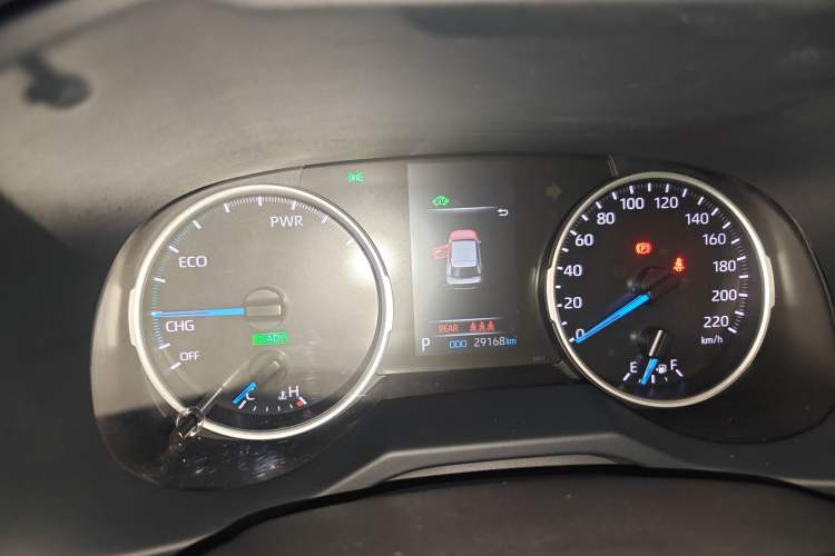 Used Toyota Wildlander 2022 Dual-Engine 2.5L E-CVT Two-Wheel Drive Luxury PLUS Edition
