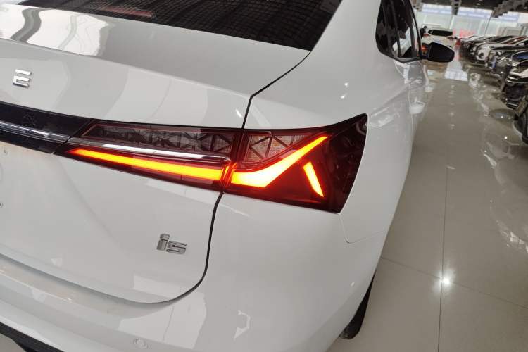 Used Roewe i5 2023 1.5L Manual Comfort Edition