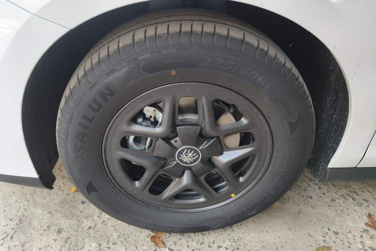 Used BYD Qin PLUS 2025 DM-i Smart Drive 55KM Leading Model