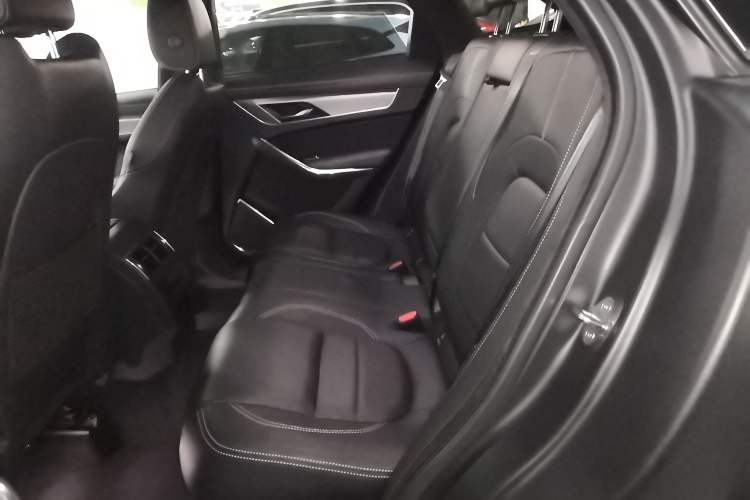 Used Jaguar F-PACE 2021 250 PS R-Dynamic S
