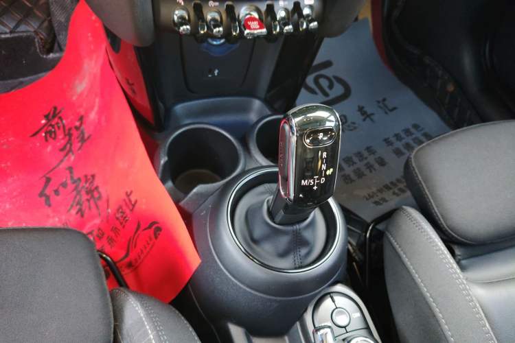 Used  MINI 2018 1.5T COOPER Classic Edition