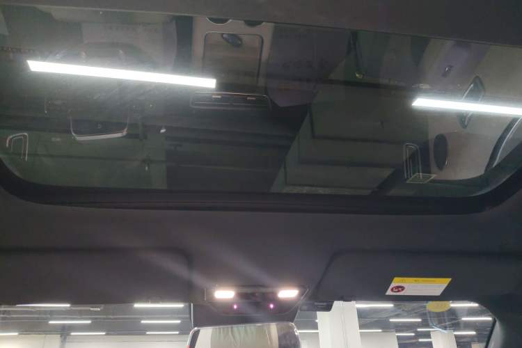 Used Li Auto L8 2023 Pro Model
