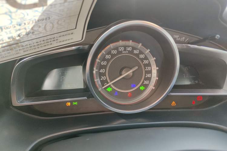 Used Mazda Mazda 3 Axela 2014 Sedan 1.5L Automatic Comfort Model