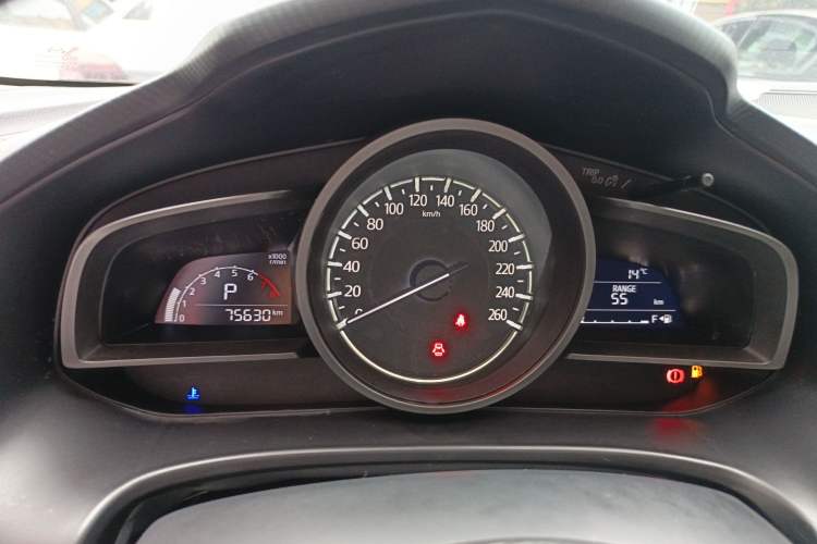 Used Mazda Mazda 3 Axela 2017 Sedan 1.5L Automatic Comfort Model China VI Standard
