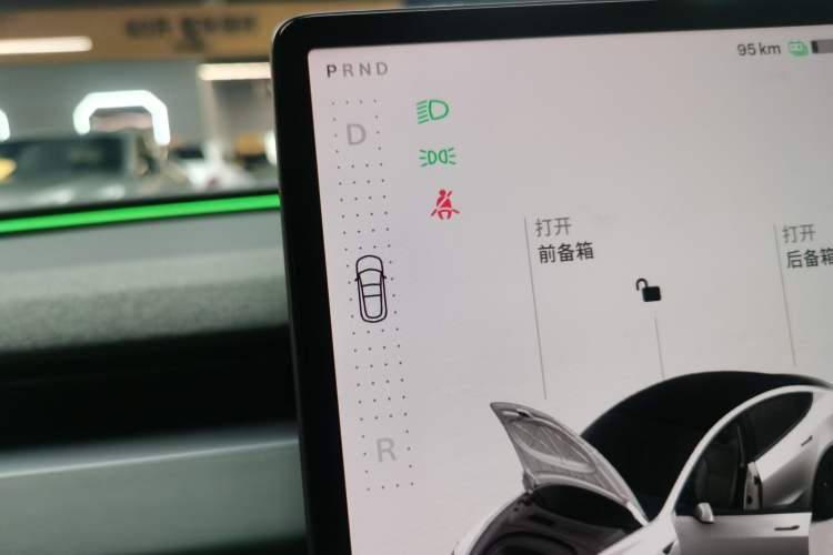 Used Tesla Model 3 2023 Rear-Wheel-Drive Version
