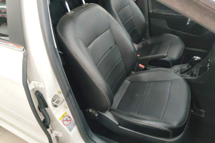 Used Volkswagen Lavida 2015 1.6L Automatic Fashion Edition