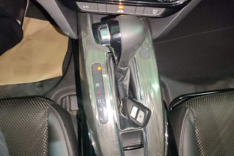 Used Honda XR-V 2017 1.8L EXi CVT Comfort Version