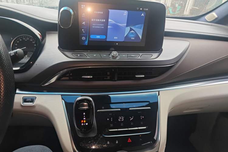 Used Buick GL8 2021 Land Cruiser Executive Class 652T Comfort Model
