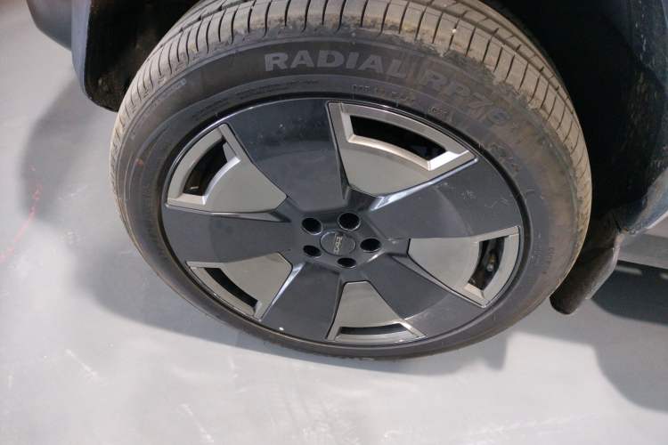 Used  V23 2025 501 Four-Wheel Drive Advanced Version