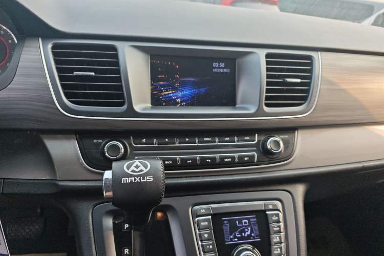 Used SAIC MAXUS G10 2019 Facelift PLUS 2.0T Automatic Elite Edition China VI
