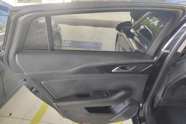 Used Hongqi H5 2019 30TD Dynamic Edition
