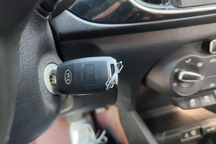 Used Kia Pegas 2017 1.4L Manual Fashion Edition Smart
