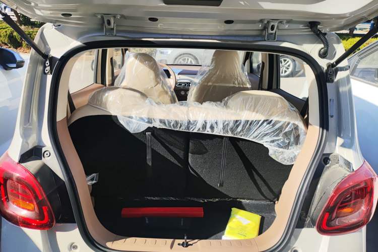 Used Wuling Hongguang MINIEV 2025 Four-Door Version Advanced Edition
