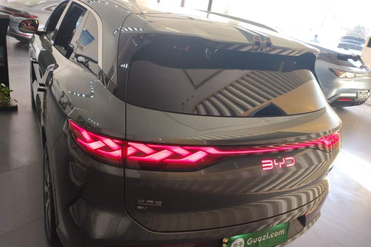 Used BYD Tang L 2025 EV with 670 km Range LiDAR and Premium Features