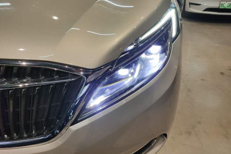 Used Buick GL8 2017 ES 28T Premium Version China V Standard
