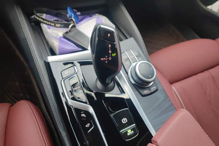 Used BMW 5 Series 2022 Second Facelift 530Li Luxury Version M Sport Package