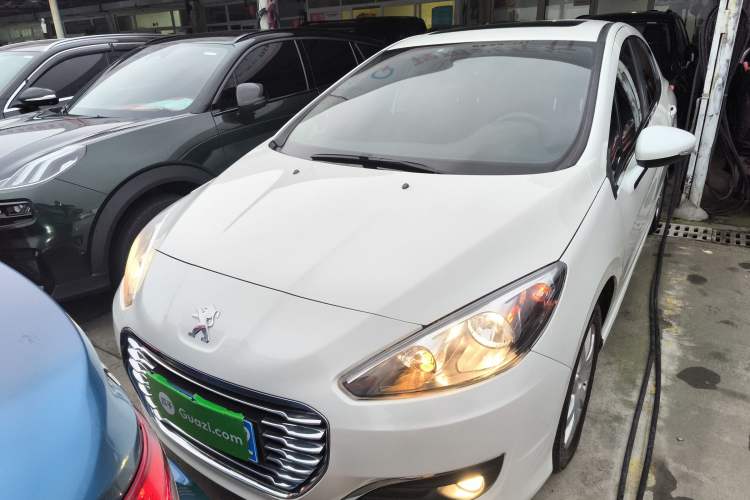 Used Peugeot 308 2014 Enjoy Edition Classic 1.6L Automatic Premium Model
