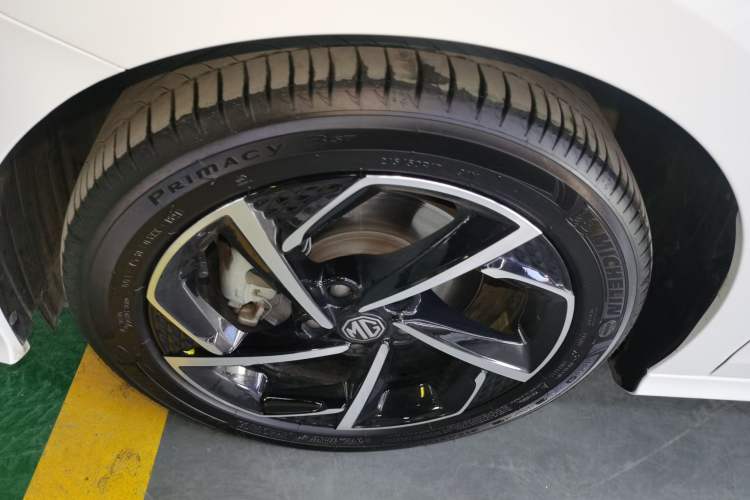 Used MG 5 2021 300TGI DCT Elegant Luxury Edition
