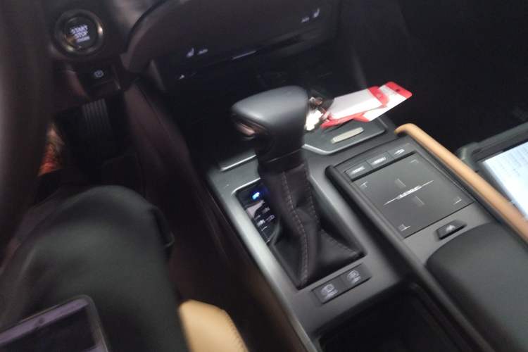 Used Lexus ES 2020 200 Excellence Edition