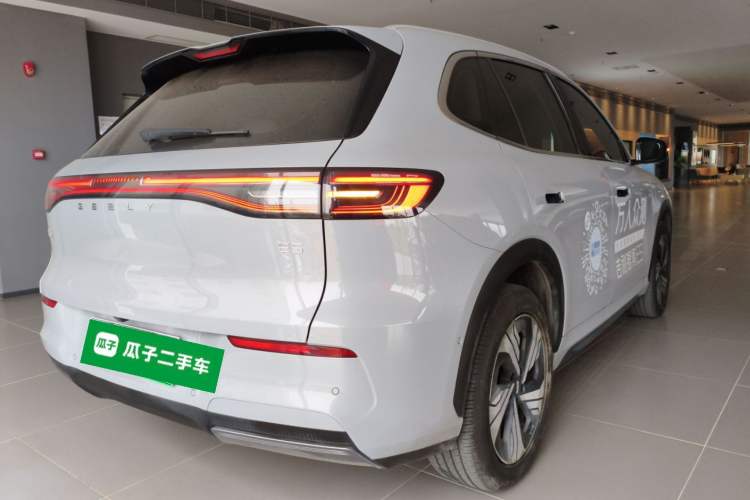 Used  E5 2024 530km Starship Edition