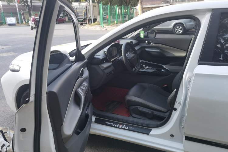 Used Baojun RC-5 2020 1.5T CVT Smart Luxury Edition
