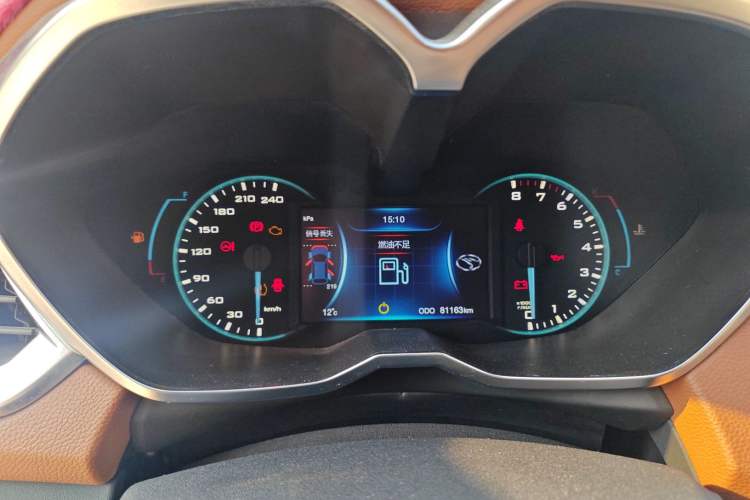 Used Soueast DX7 2015 1.5T Manual Luxury Model