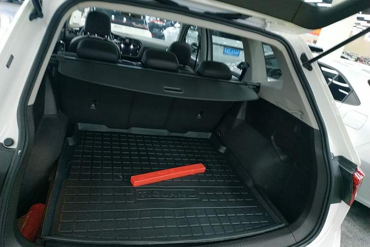 Used Volkswagen Tiguan L 2019 280TSI Automatic Two-Wheel Drive Panoramic Comfort Edition China V Standard
