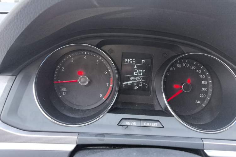 Used Volkswagen Bora 2018 1.5L Automatic Fashion Model