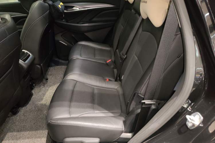 Used Buick Enclave 2020 28T Two-Wheel Drive Prestige Version