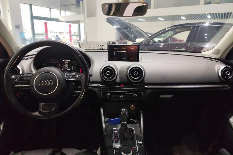 Used Audi A3 2016 Limousine 35 TFSI Style Edition