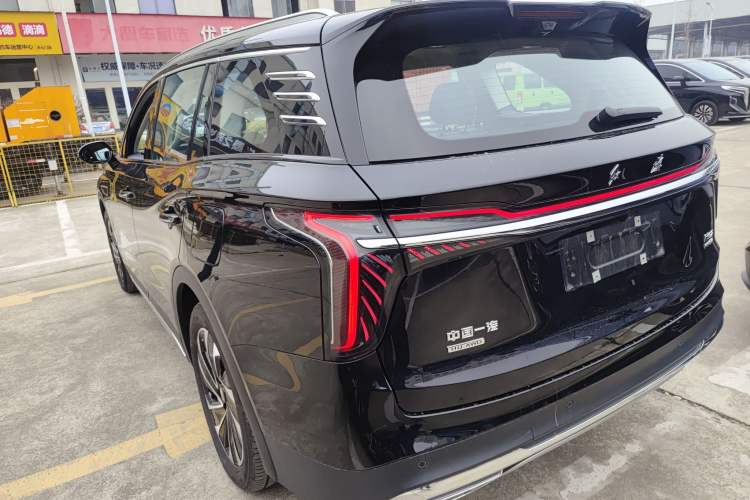 Used Hongqi HS7 PHEV 2024 2.0T PHEV Four-Wheel Drive Flagship Edition 6 Seats