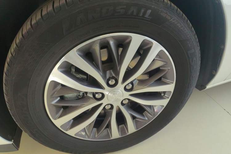 Used Buick GL8 2021 ES Land Cruiser 653T Luxury Edition