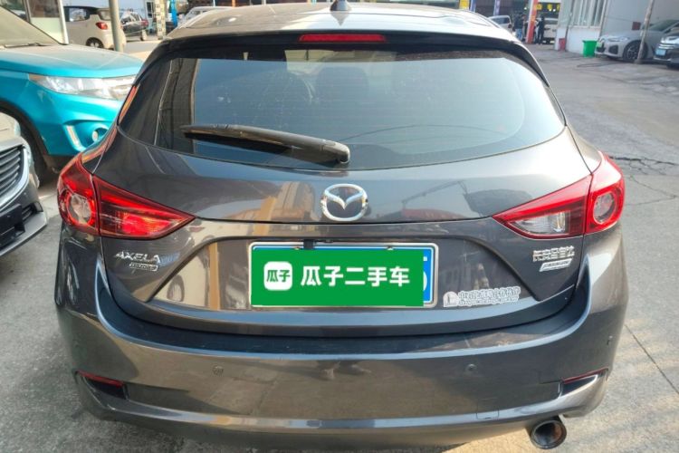 Used Mazda Mazda 3 Axela 2017 Hatchback 1.5L Automatic Luxury Model Emission Standard China V
