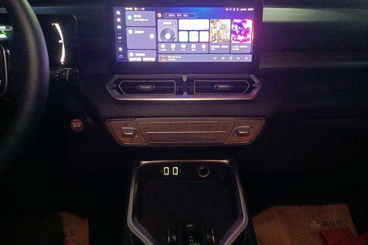 Used Haval H5 2023 2.0T Automatic All-Wheel Drive LinkedIn Gasoline
