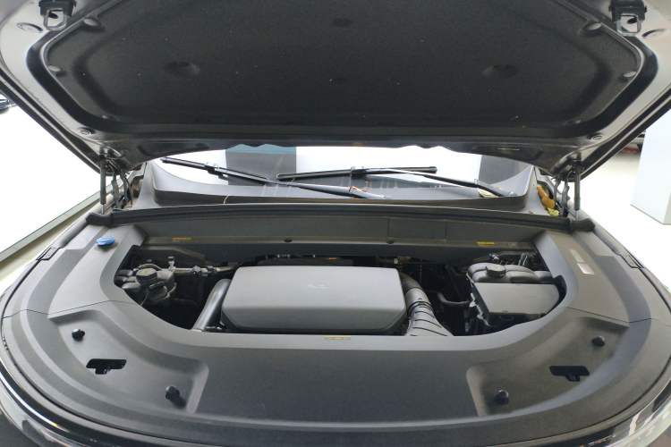 Used Li Auto L8 2023 Air model