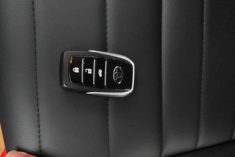 Used Toyota YARiS L 2020 1.5L CVT Leading Edition
