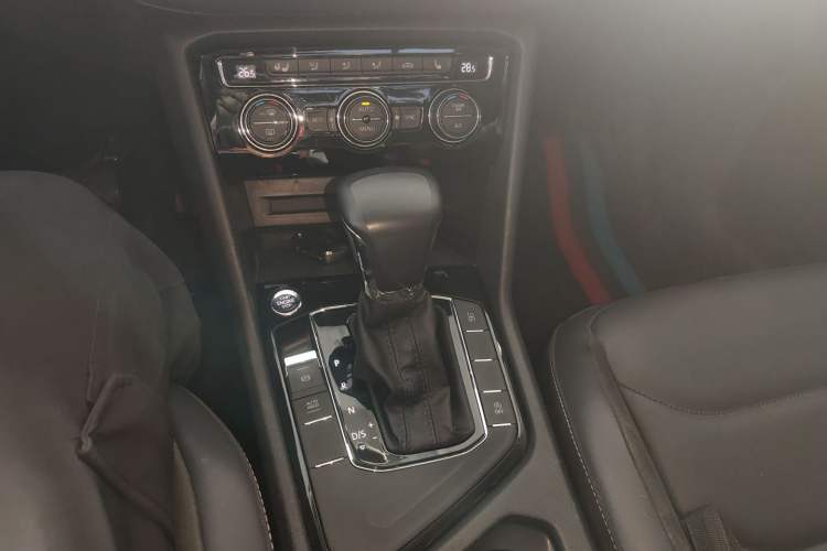 Used Volkswagen Tiguan L 2018 Facelift 330TSI Automatic Two-Wheel Drive Luxury Edition