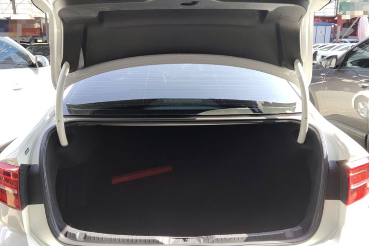 Used Volkswagen Lamando 2019 230TSI DSG Fashion Edition China VI