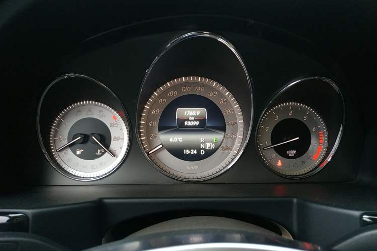 Used Mercedes-Benz GLK-Class 2015 GLK 300 4MATIC Fashion Edition Ultimate Version
